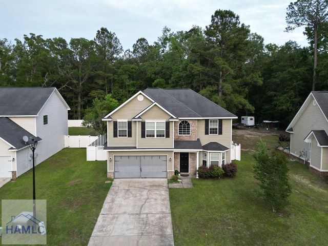 1307 Hillview Circle, Hinesville, GA 31313