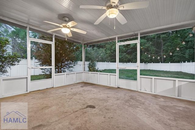 1307 Hillview Circle, Hinesville, GA 31313