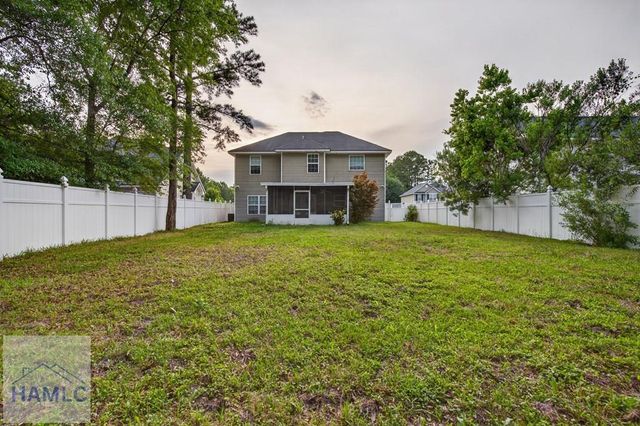 1307 Hillview Circle, Hinesville, GA 31313