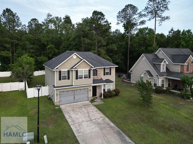 1307 Hillview Circle, Hinesville, GA 31313