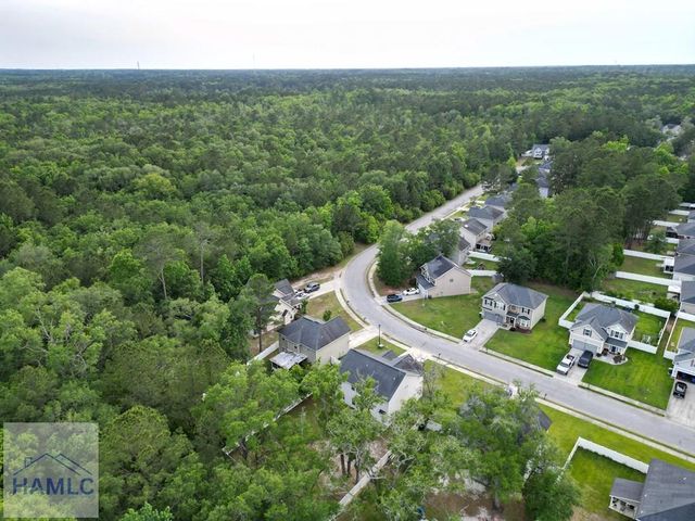 1307 Hillview Circle, Hinesville, GA 31313