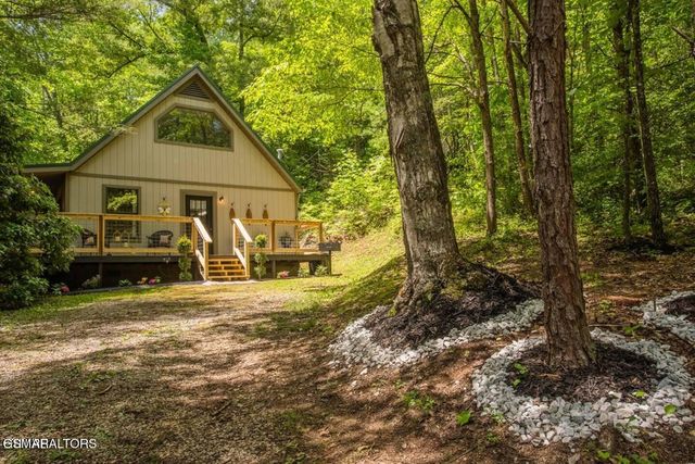 4314 Blue Bird Lane, Gatlinburg, TN 37738