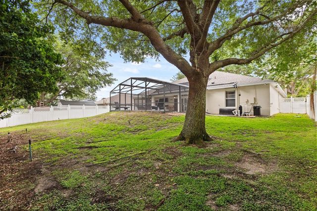 2292 STANFORD COURT, Clermont, FL 34711