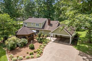 454 White Oak Dr, Smithville, TN 37166