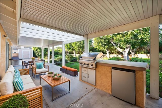 10811 Sunnybrae Avenue, Chatsworth, CA 91311