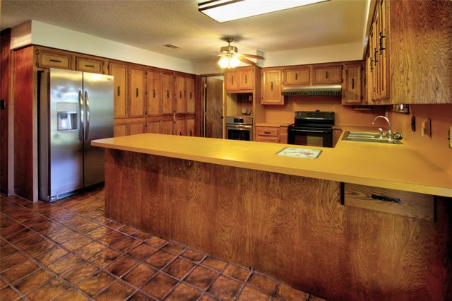 132 Offer LN, Llano, TX 78643