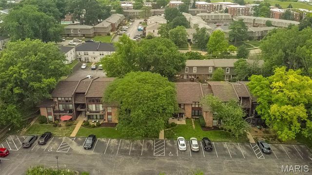 1090 Mersey Bend Drive A, St Louis, MO 63129