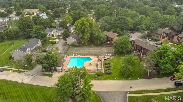 1090 Mersey Bend Drive A, St Louis, MO 63129