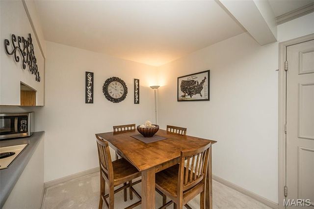 1090 Mersey Bend Drive A, St Louis, MO 63129