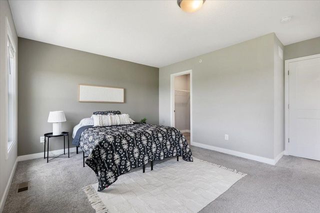 5098 93rd Lane N, Brooklyn Park, MN 55443