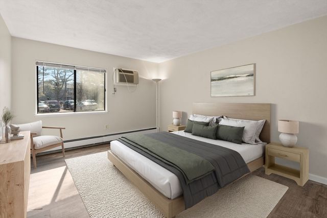 159 Bittersweet Ln 103, Randolph, MA 02368