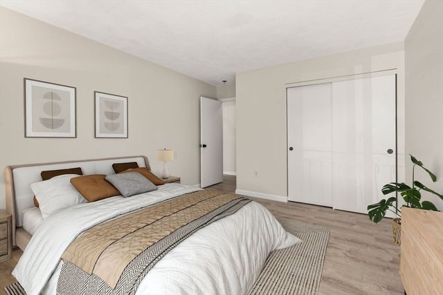 159 Bittersweet Ln 103, Randolph, MA 02368