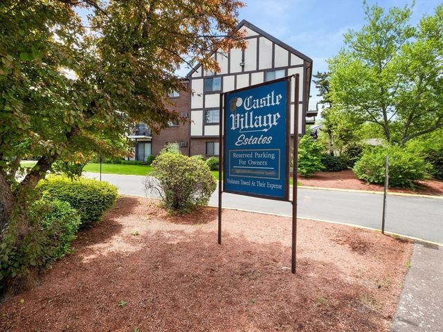 159 Bittersweet Ln 103, Randolph, MA 02368