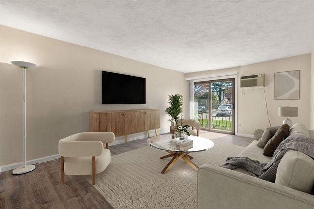 159 Bittersweet Ln 103, Randolph, MA 02368