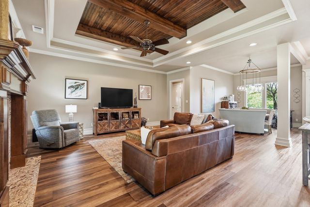 7015 Westshore Avenue, Benton, AR 72019