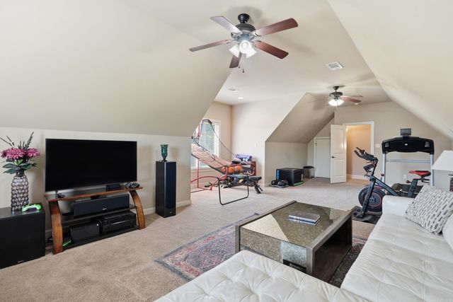 7015 Westshore Avenue, Benton, AR 72019