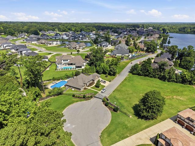 7015 Westshore Avenue, Benton, AR 72019