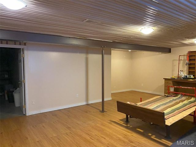 503 N Creek Crossing, Trenton, IL 62293