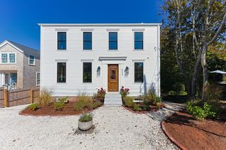 624 Commercial Street, Provincetown, MA 02657