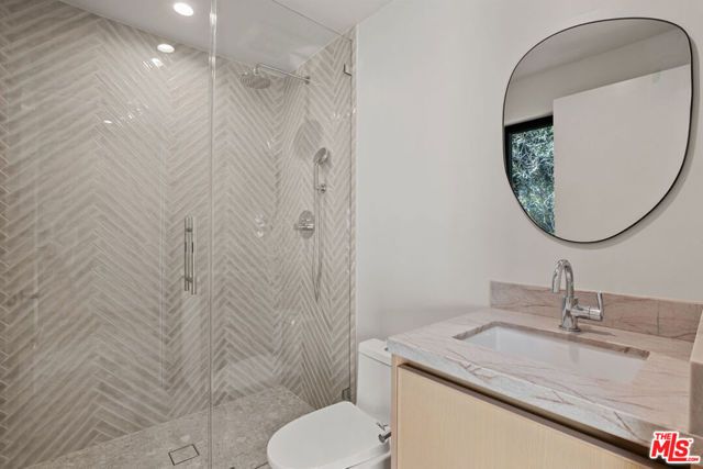 428 Arnaz Drive, Los Angeles, CA 90048