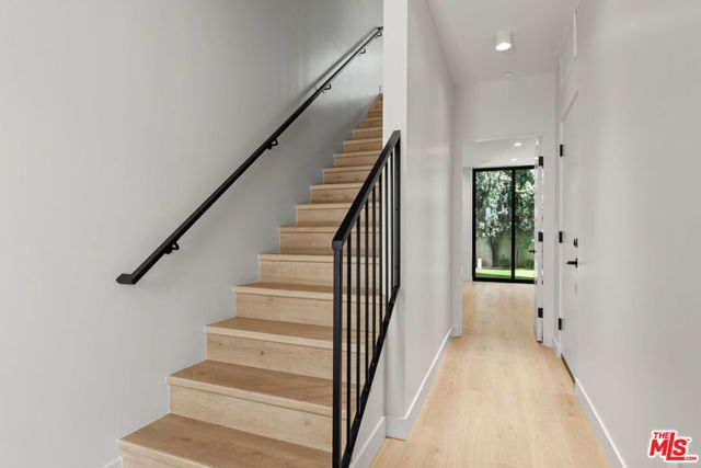 428 Arnaz Drive, Los Angeles, CA 90048