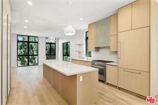 428 Arnaz Drive, Los Angeles, CA 90048