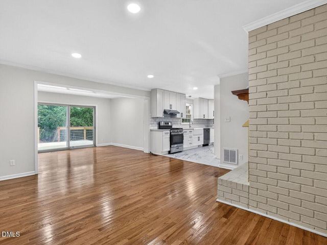 6813 W Lake Anne Drive, Raleigh, NC 27612