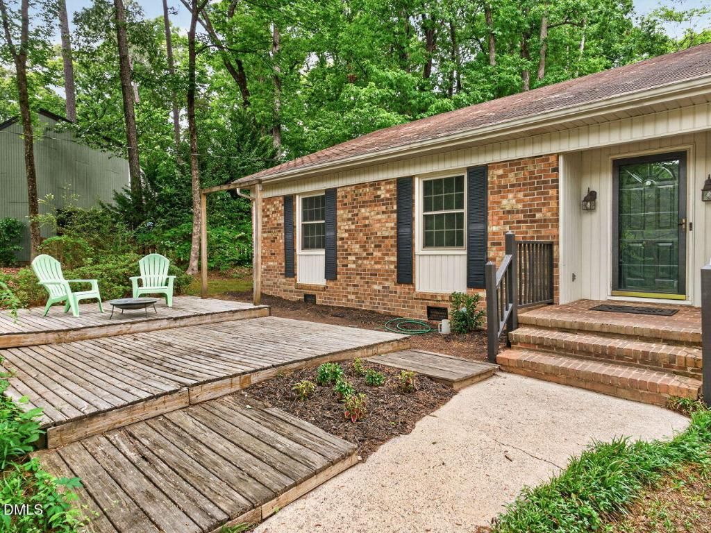 6813 W Lake Anne Drive, Raleigh, NC 27612