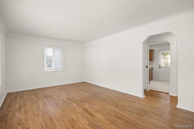 24691 Kipling Street, Oak Park, MI 48237