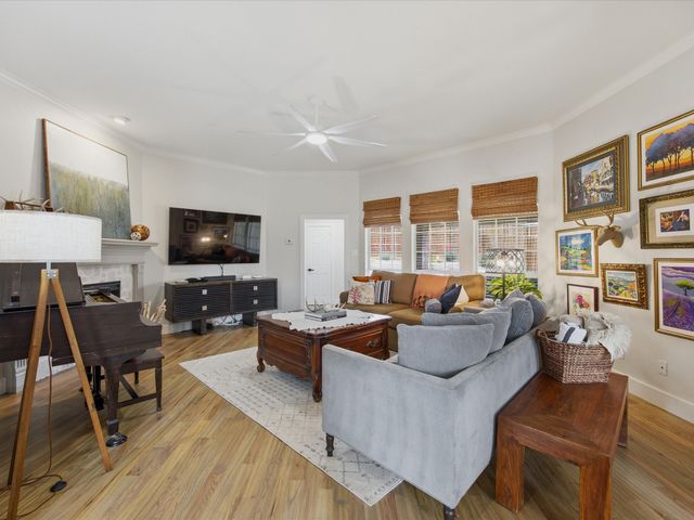 121 Daisey Lane, Justin, TX 76247