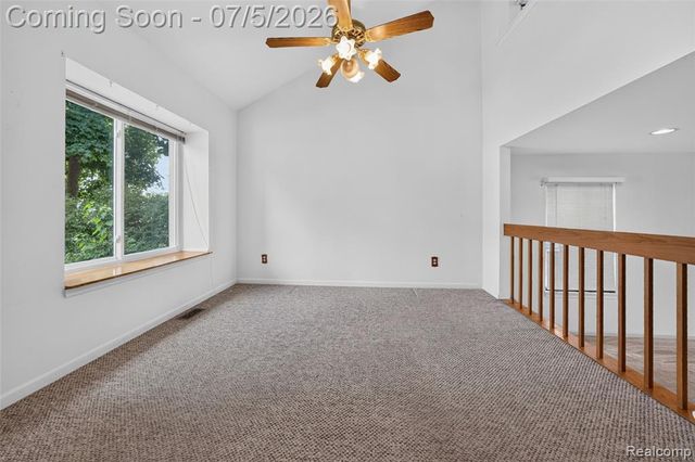 2305 Ellery Avenue, Waterford, MI 48327