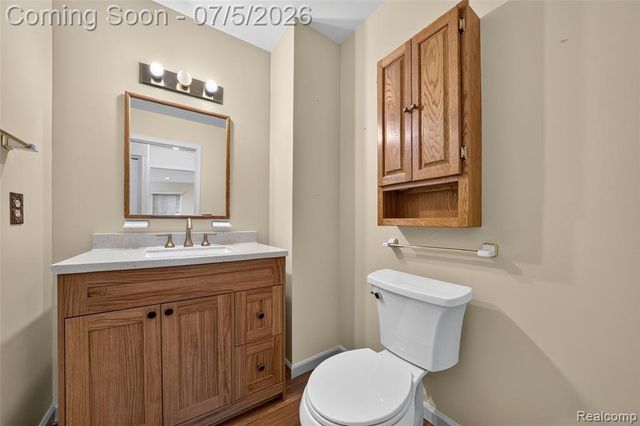 2305 Ellery Avenue, Waterford, MI 48327