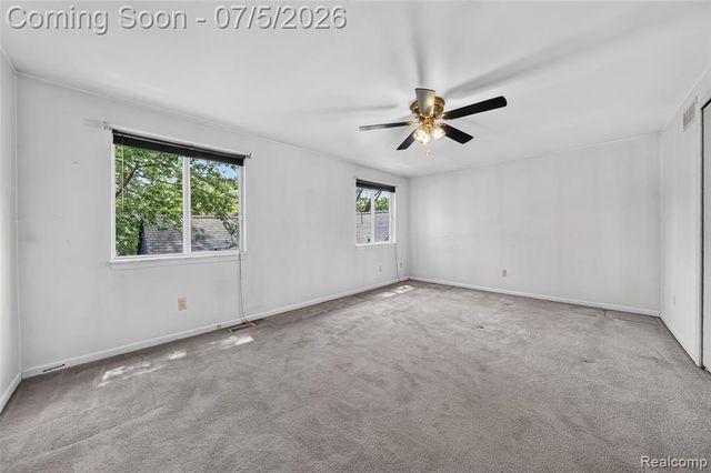2305 Ellery Avenue, Waterford, MI 48327