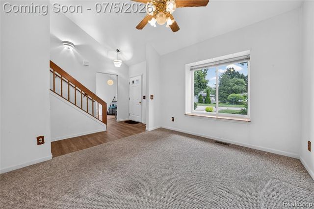 2305 Ellery Avenue, Waterford, MI 48327