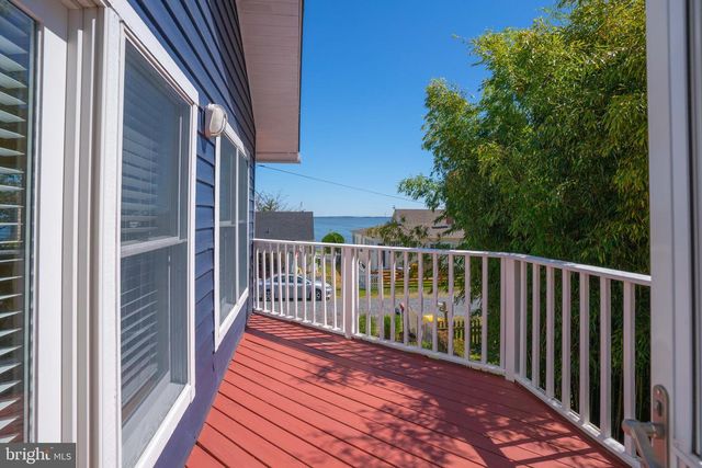 4734 OAK RD, Shady Side, MD 20764