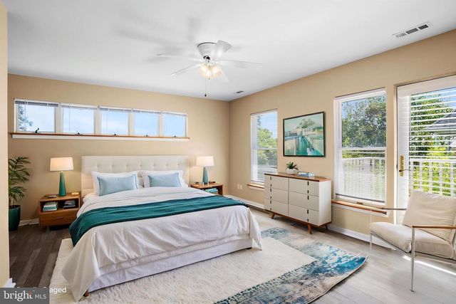 4734 OAK RD, Shady Side, MD 20764