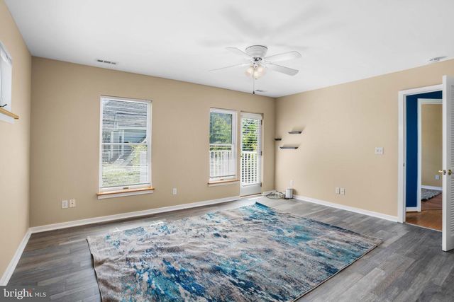4734 OAK RD, Shady Side, MD 20764