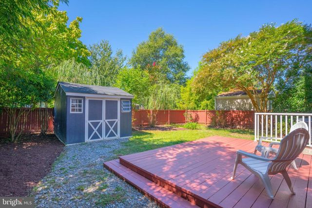 4734 OAK RD, Shady Side, MD 20764