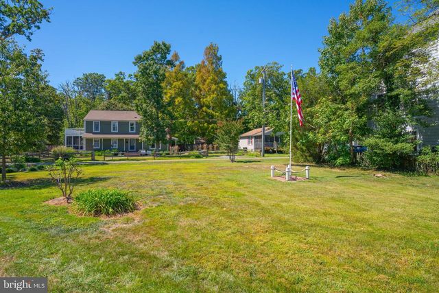 4734 OAK RD, Shady Side, MD 20764