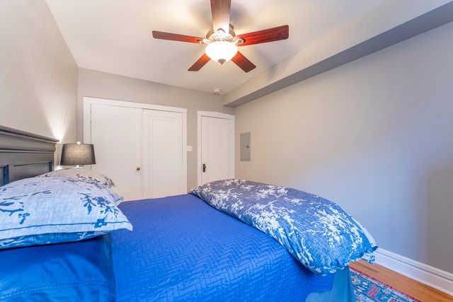 617 Washington Boulevard 2N, Oak Park, IL 60302