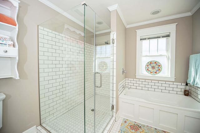 1319 E Monroe Street, Springfield, MO 65804