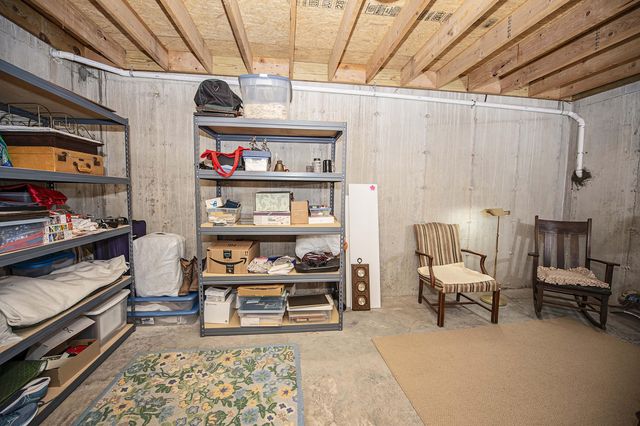 1319 E Monroe Street, Springfield, MO 65804