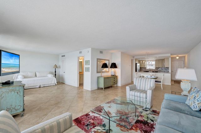 1051 HILLSBORO MILE 906E, Hillsboro Beach, FL 33062