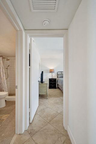 1051 HILLSBORO MILE 906E, Hillsboro Beach, FL 33062