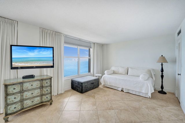 1051 HILLSBORO MILE 906E, Hillsboro Beach, FL 33062