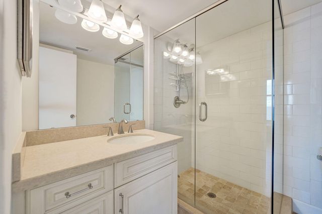 1051 HILLSBORO MILE 906E, Hillsboro Beach, FL 33062