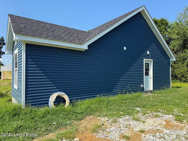 1608 Parkview Dr, Leitchfield, KY 42754