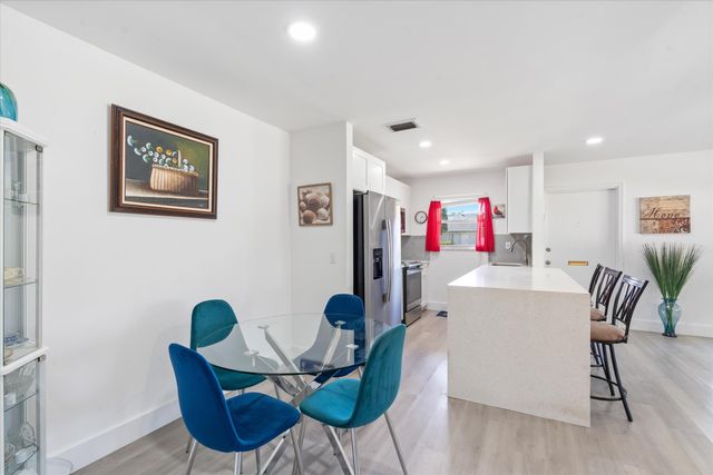 1022 Circle Drive A, Delray Beach, FL 33445