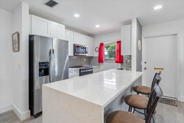 1022 Circle Drive A, Delray Beach, FL 33445