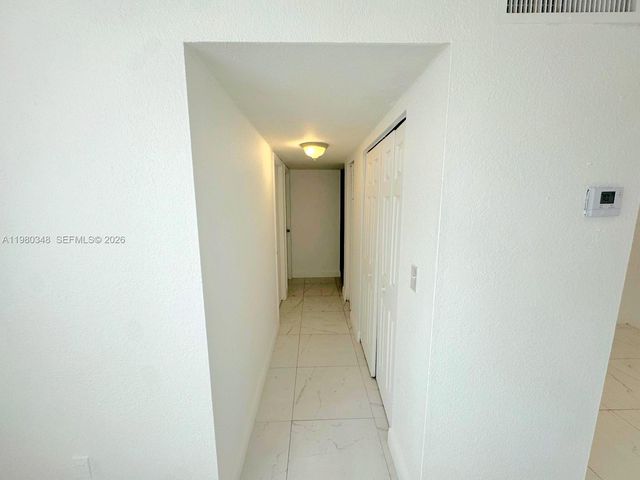 1805 W 56th St 202, Hialeah, FL 33012